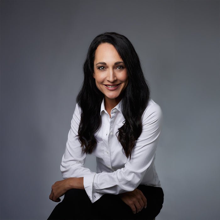 The Ultimate Gamble: Parenting Lessons from Poker with Leaha Hammer - Library Tales Publishing